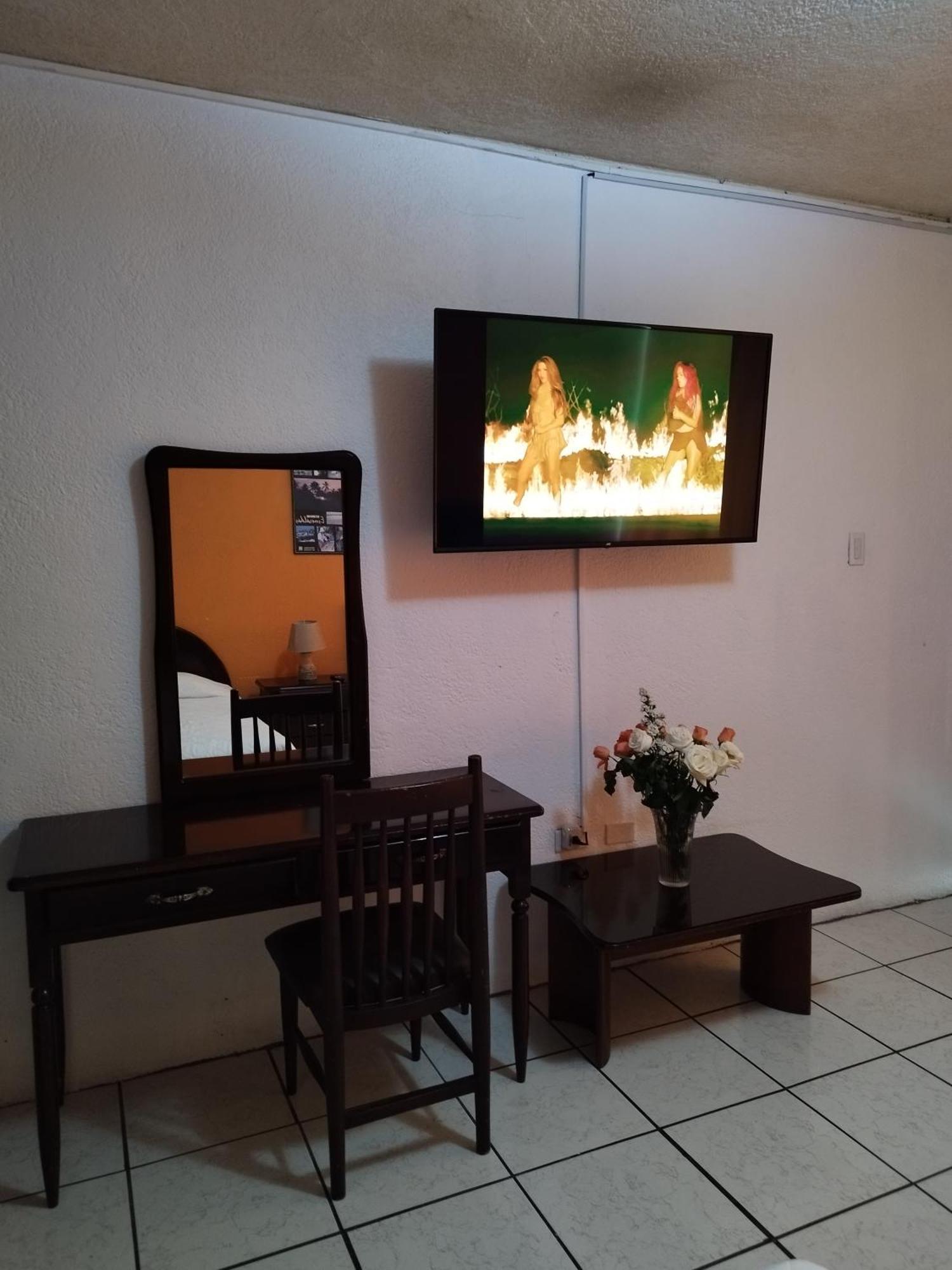 Hotel Puerta Del Sol Santo Domingo de los Colorados Buitenkant foto